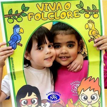 Folclore brasileiro é tema de aulas na Biblioteca Literária