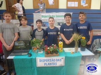 Feira de Ciências com alunos do 6º e 7º anos