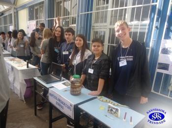 Feira de Ciências com alunos do 6º e 7º anos