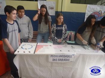 Feira de Ciências com alunos do 6º e 7º anos