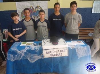 Feira de Ciências com alunos do 6º e 7º anos