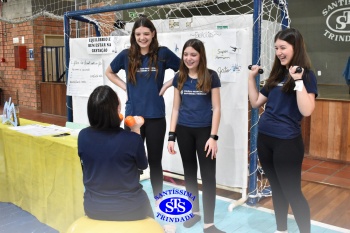 Estudantes colocam em prática seus conhecimentos na Feira de Ciências | 8º ano