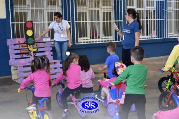 Crianças participam de atividade sobre a Semana do Trânsito | Inf. 3