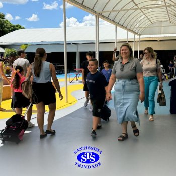 Estudantes retornam ao Colégio para iniciar o ano letivo 2026