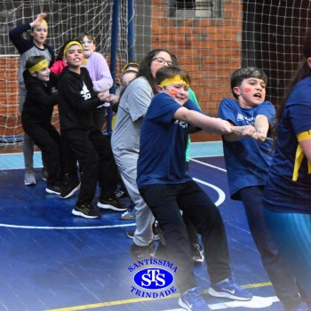 Gincana Esportiva proporciona dinâmicas que incentivam o trabalho em equipe | 4º ano