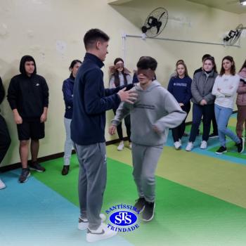 Alunos participam de gincana para retomar conteúdos | 9º ano