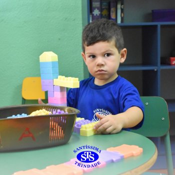 Crianças do Infantil 1, 2 e 3 iniciam as aulas no Colégio