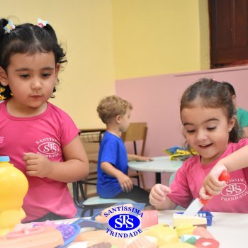 Crianças do Infantil 1, 2 e 3 iniciam as aulas no Colégio