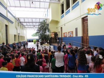 A2, NB e 1º ano - Parabéns STS