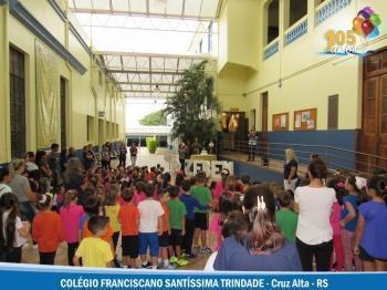 A2, NB e 1º ano - Parabéns STS