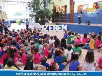 A2, NB e 1º ano - Parabéns STS