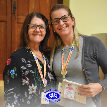 Um carinho para as mães que fazem a educação franciscana acontecer