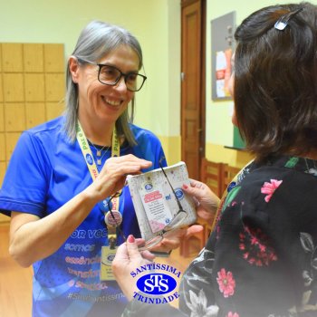 Um carinho para as mães que fazem a educação franciscana acontecer