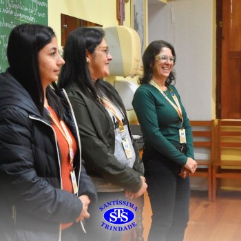 Um carinho para as mães que fazem a educação franciscana acontecer