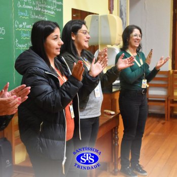 Um carinho para as mães que fazem a educação franciscana acontecer