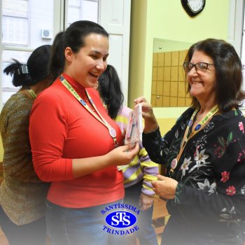 Um carinho para as mães que fazem a educação franciscana acontecer