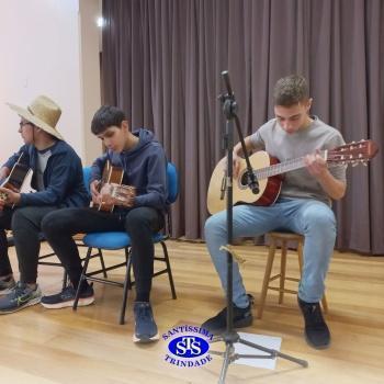 O palco foi todo dos nossos talentosos alunos