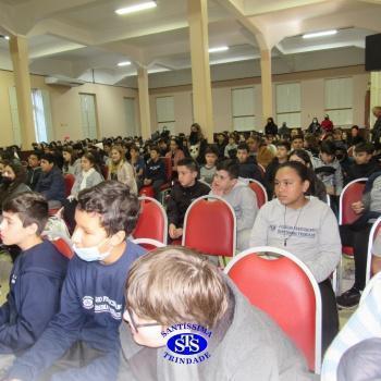 O palco foi todo dos nossos talentosos alunos