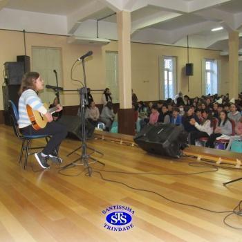 O palco foi todo dos nossos talentosos alunos