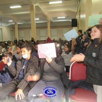 O palco foi todo dos nossos talentosos alunos