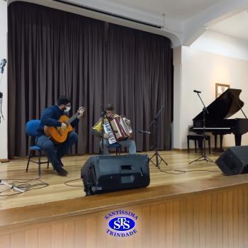 O palco foi todo dos nossos talentosos alunos