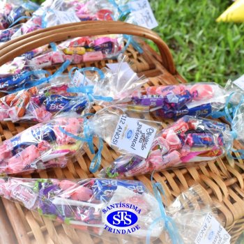 Turmas do 1º ano celebram os 112 anos do Colégio no Parque Franciscano STS com piquenique