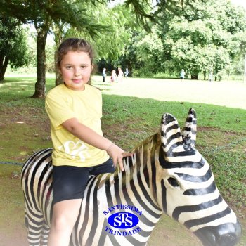 Turmas do 1º ano celebram os 112 anos do Colégio no Parque Franciscano STS com piquenique