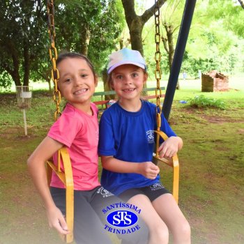 Turmas do 1º ano celebram os 112 anos do Colégio no Parque Franciscano STS com piquenique
