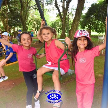 Turmas do 1º ano celebram os 112 anos do Colégio no Parque Franciscano STS com piquenique