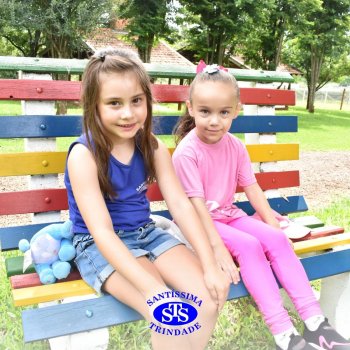 Turmas do 1º ano celebram os 112 anos do Colégio no Parque Franciscano STS com piquenique