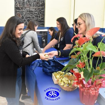 Colégio recebe escolas de diversas cidades para troca de conhecimentos no Workshop Anglo