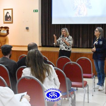 Colégio recebe escolas de diversas cidades para troca de conhecimentos no Workshop Anglo