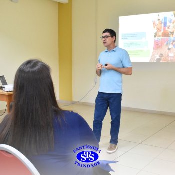 Colégio recebe escolas de diversas cidades para troca de conhecimentos no Workshop Anglo