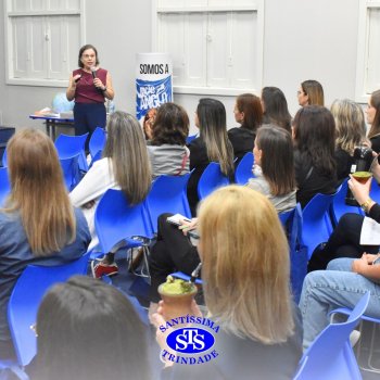 Colégio recebe escolas de diversas cidades para troca de conhecimentos no Workshop Anglo