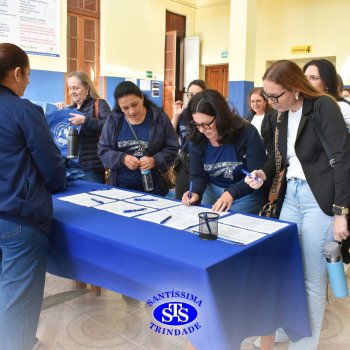 Colégio recebe escolas de diversas cidades para troca de conhecimentos no Workshop Anglo