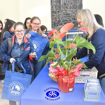 Colégio recebe escolas de diversas cidades para troca de conhecimentos no Workshop Anglo