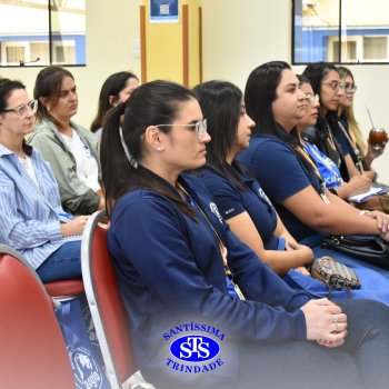 Colégio recebe escolas de diversas cidades para troca de conhecimentos no Workshop Anglo