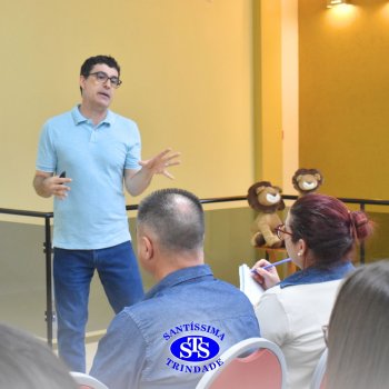 Colégio recebe escolas de diversas cidades para troca de conhecimentos no Workshop Anglo