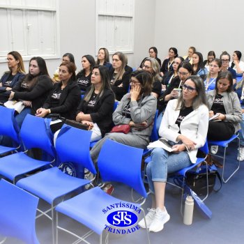 Colégio recebe escolas de diversas cidades para troca de conhecimentos no Workshop Anglo