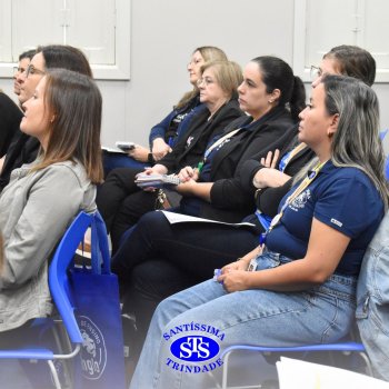 Colégio recebe escolas de diversas cidades para troca de conhecimentos no Workshop Anglo