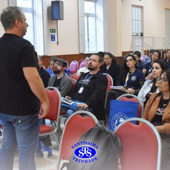 Colégio recebe escolas de diversas cidades para troca de conhecimentos no Workshop Anglo