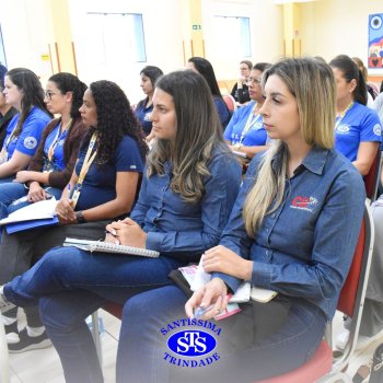 Colégio recebe escolas de diversas cidades para troca de conhecimentos no Workshop Anglo