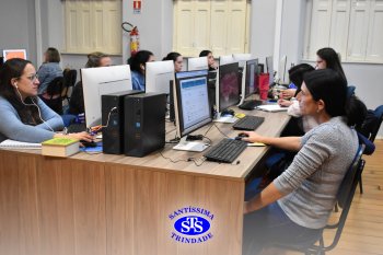 Professores exploram plataformas Matific e Plurall para conhecer novos recursos