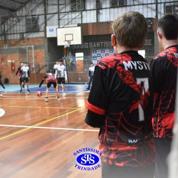 Turmas de 8º e 9º ano vivem com empolgação os Jogos Franciscanos Interséries