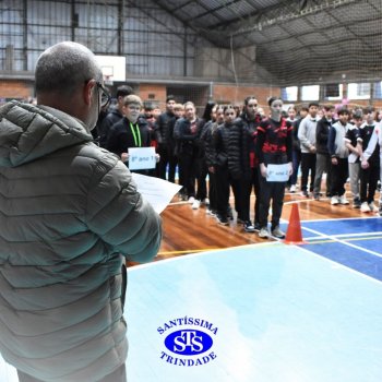 Turmas de 8º e 9º ano vivem com empolgação os Jogos Franciscanos Interséries