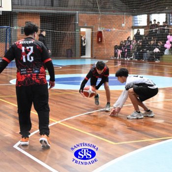 Turmas de 8º e 9º ano vivem com empolgação os Jogos Franciscanos Interséries