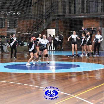 Turmas de 8º e 9º ano vivem com empolgação os Jogos Franciscanos Interséries