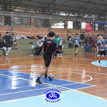 Turmas de 8º e 9º ano vivem com empolgação os Jogos Franciscanos Interséries