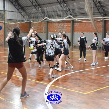 Turmas de 8º e 9º ano vivem com empolgação os Jogos Franciscanos Interséries