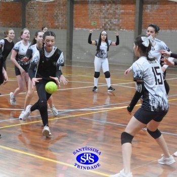 Turmas de 8º e 9º ano vivem com empolgação os Jogos Franciscanos Interséries